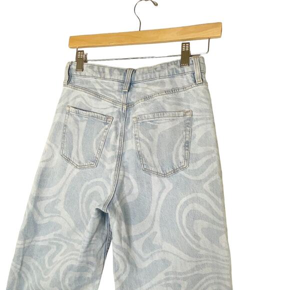 H&M Jeans Juniors 18 Wide Leg Swirl Pattern Light Wash Adjustable Waist Flaw - Picture 4 of 16
